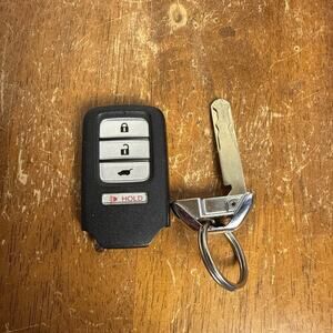 Genuine OEM 2017-19 HONDA RIDGELINE CIVIC HR-V Pilot SMART KEY FOB 72147-T6Z-A31